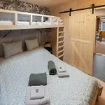 Almasglamp אתר קמפינג Zebegény