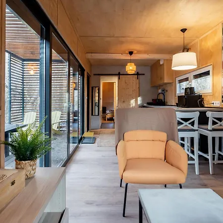 Almasglamp Zebegény