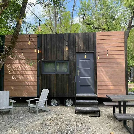 Campsite Almasglamp Zebegeny