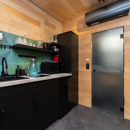 Almasglamp * Zebegény