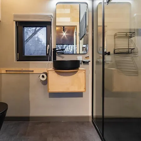 Almasglamp * Zebegény